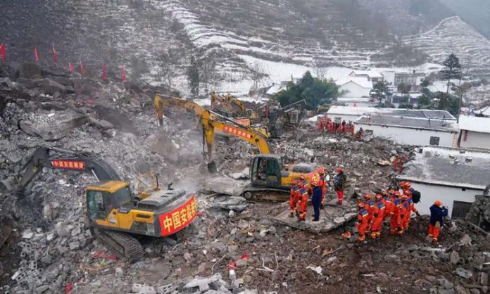Death toll in China landslide rises to 31