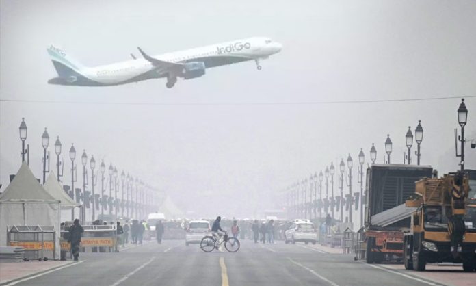 Indian air traffic disrupted on by fog