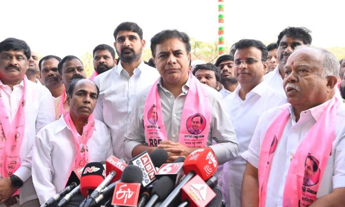 KTR comments on Governor tamilisai