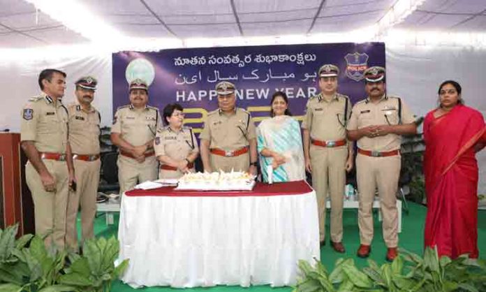 Grand New Year celebrations at DGP office