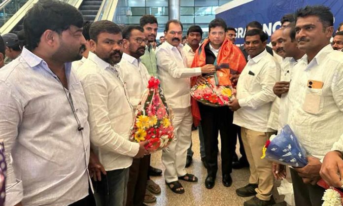 Sreedhar babu reached Hyderabad