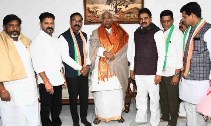Peddapally MP Venkatesh joined Congress