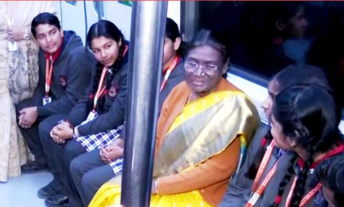 President Murmu embarks on metro ride in Delhi