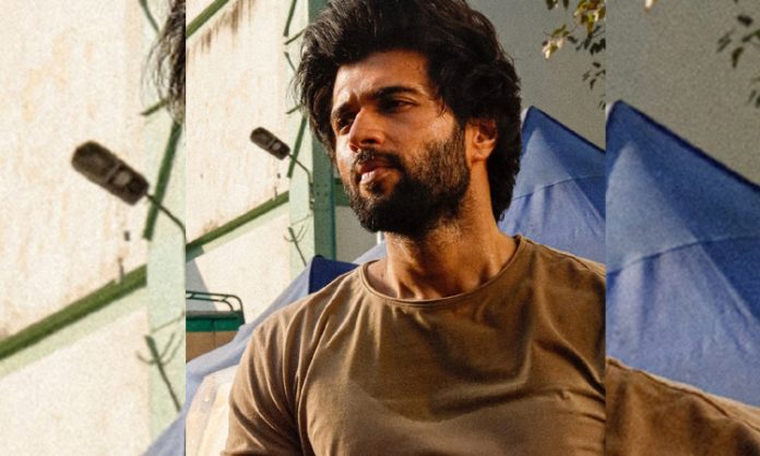 Vijay Devarakonda play Police Officer Role in Gowtam Tinnanuri Film