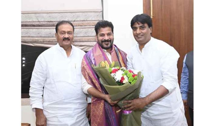 Waqf Board Chairman Azmatullah met CM Revanth Reddy