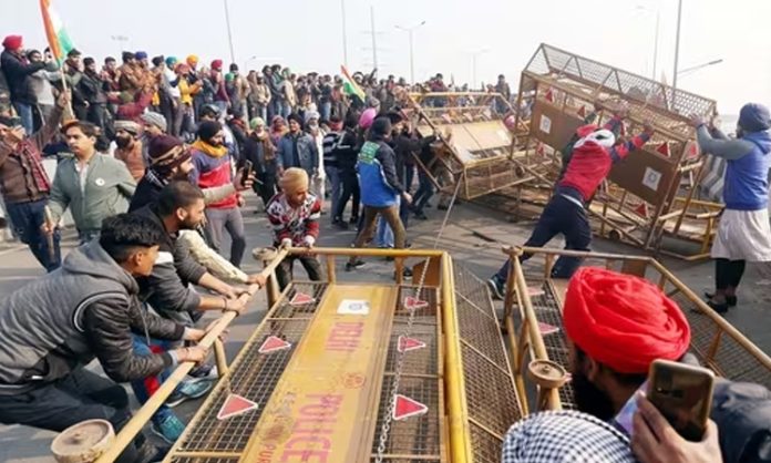 Farmers Delhi Chalo: Tension at Delhi borders