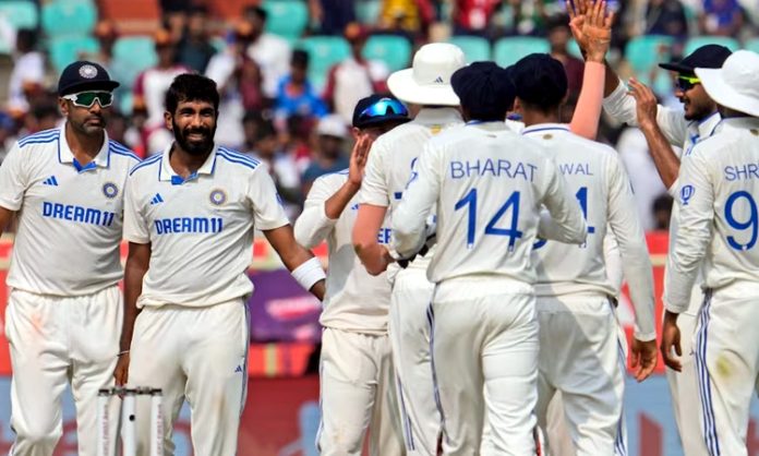 IND vs ENG 2nd Test: England lost 7th wicket at 182 on Day 2