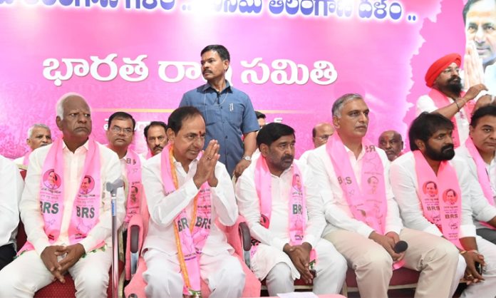 KCR Meeting in Telangana Bhavan over Krishna River Projects