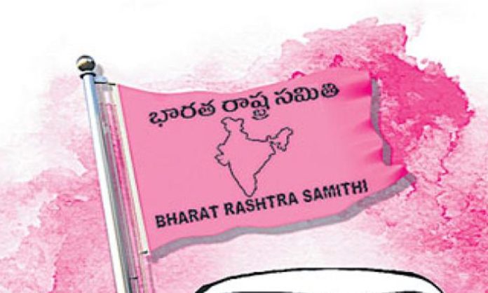 BRS party suspended five councillors in vemulawada
