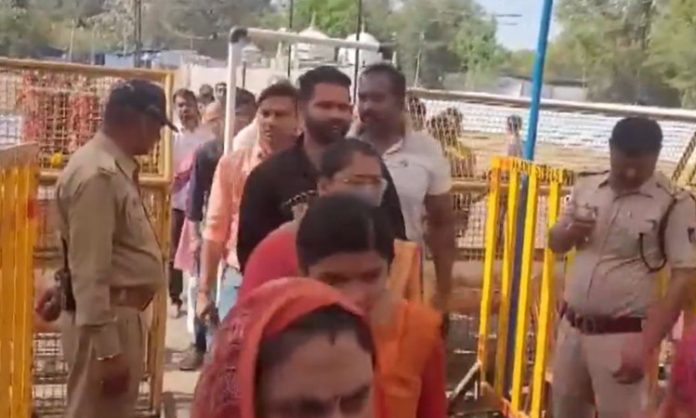 Hindu prayers in Bhojshala