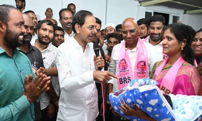 KCR names BRS leader Shirisha's daughter 'Shreya Phule'