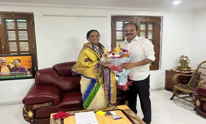 MP Ranjith Reddy met with Minister Konda Surekha