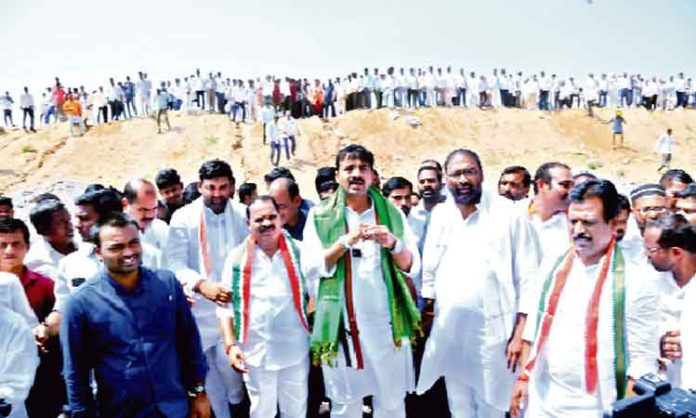 KCR deceit to Palamuru