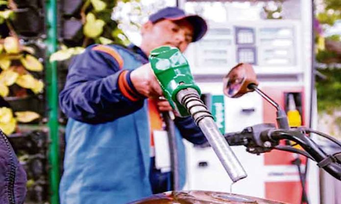Petrol and diesel price reduced by Rs.2