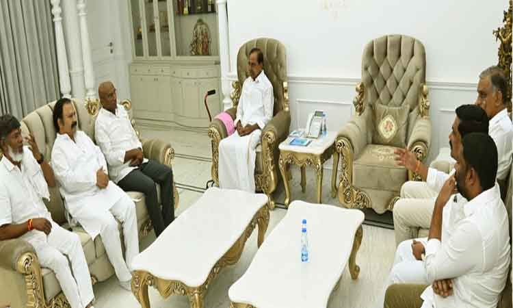 Praveen and KCR 2