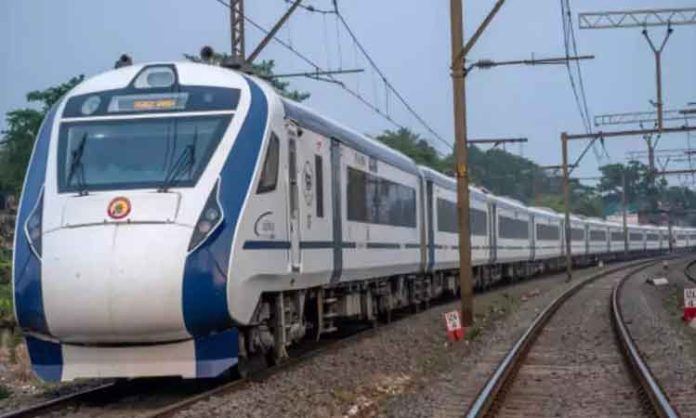 Vande Bharat train starts between Secunderabad-Vizag