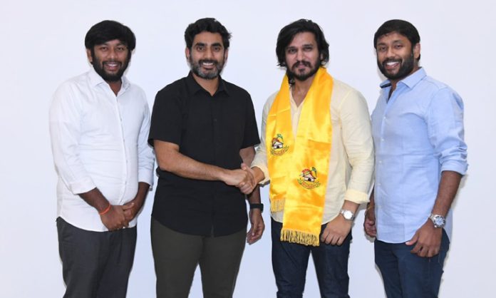 Tollywood hero Nikhil join in TDP