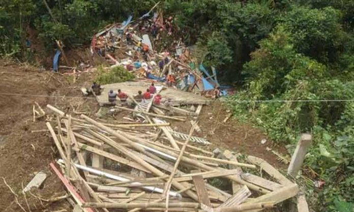 14 people died in landslide in Indonesia
