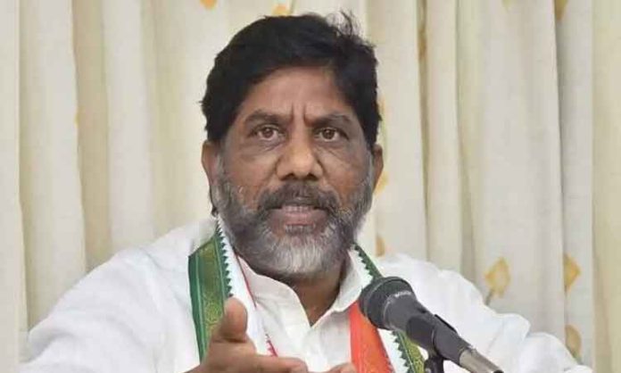 Bhatti Vikramarka fire on KCR