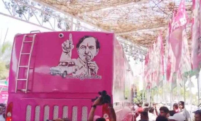 KCR Bus Yatra Starts