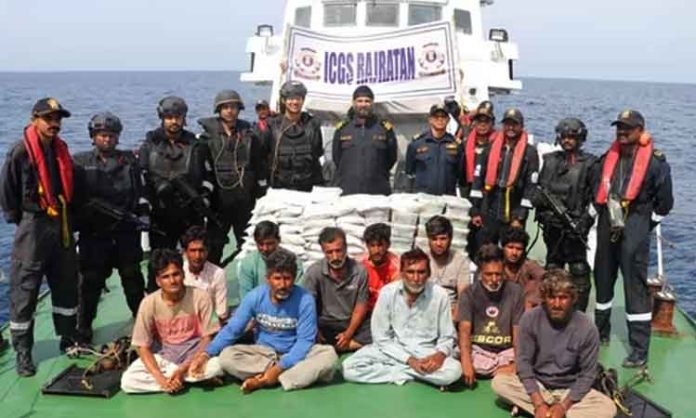 Pakistani boat apprehended near Gujarat coast with drugs worth ₹600 crore