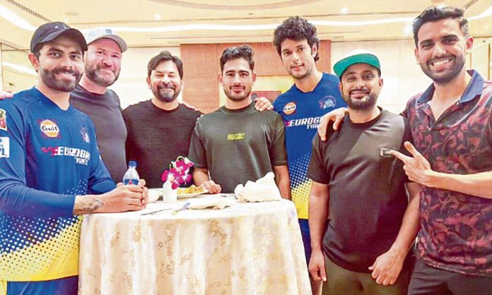 Ambati biryani dinner for Chennai team