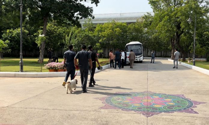 Bomb threat to pragathi bhavan