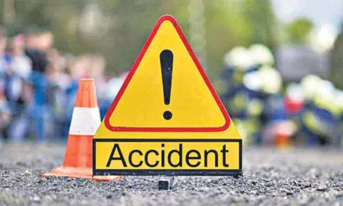 Road accident in peddapalli