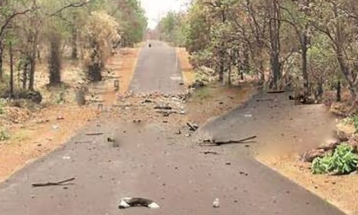 Maoists blew up police vehicle