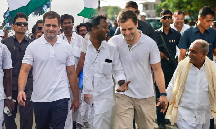Rahul Gandhi About Always Wears White T-Shirt