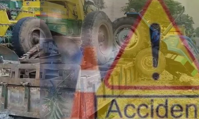 Tractor overturned in Peddapally