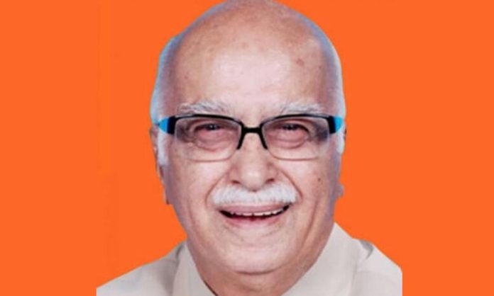 LK Advani joined in hospital