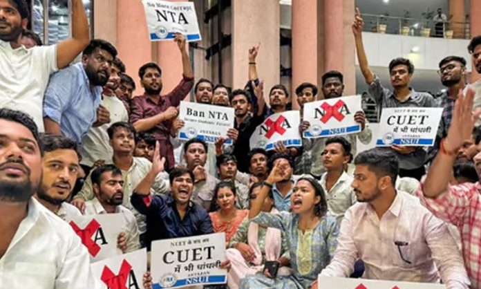 NSUI Members barge into NTA Headquarters