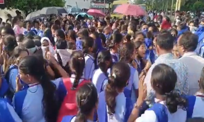 Female students strike in Etela Rajender Medical College
