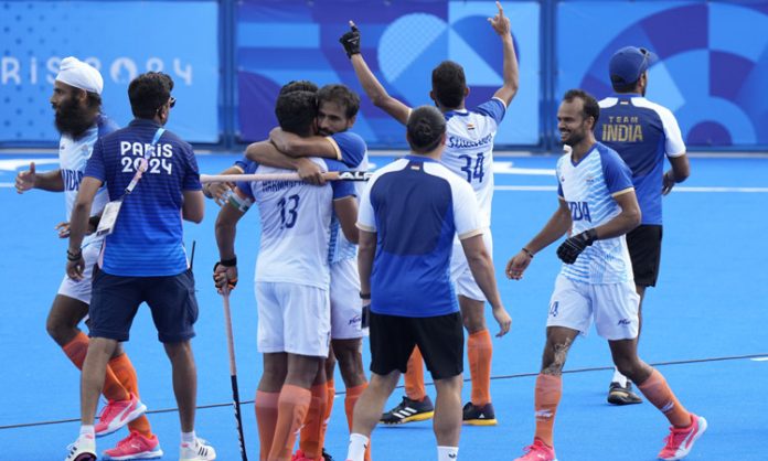 India Hockey team enter final match