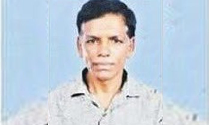 Auto driver life ended with due to financial problems