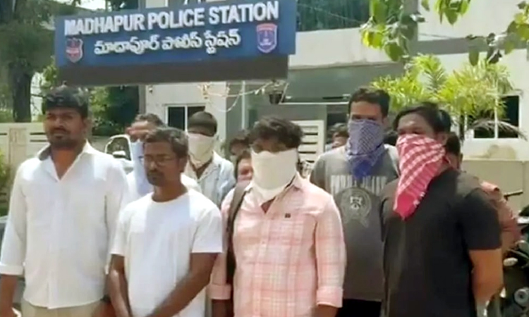 బోర్డు తిప్పేసిన సాఫ్ట్‌వేర్ కంపెనీ.. ట్రైనింగ్ పేరుతో రూ.10 కోట్లు టోకరా