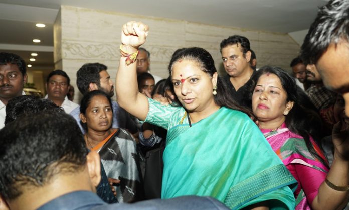 MLC Kavitha arrived at Shamshabad Airport