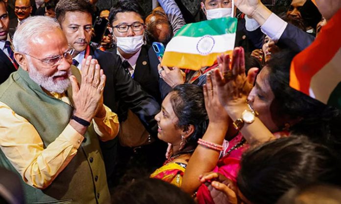 PM Modi went to mega community meeting in New York