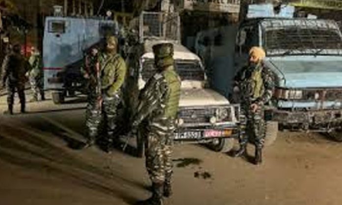 Terrorists shoot in Imphal Valley