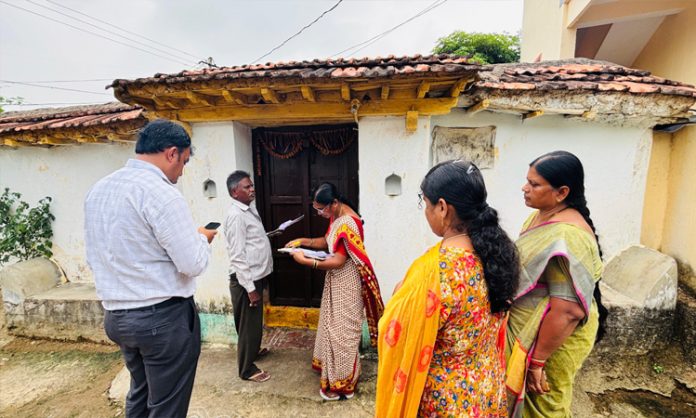 Family survey completed upto 65 percentage in Telangana