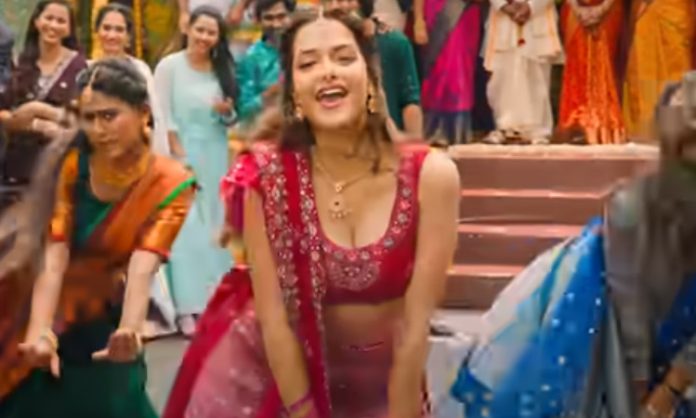 Vassahi Lyrical song in Mr.Idiot