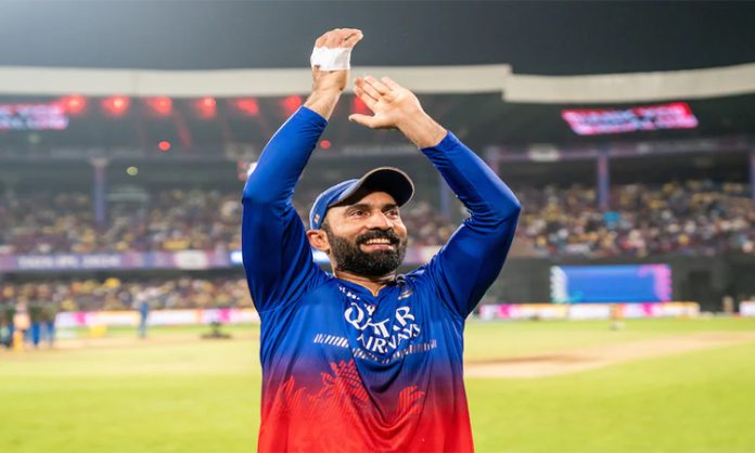 Being A Coach Is Different Role Says Dinesh Karthik