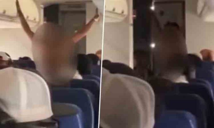 Women Strips In Flight Creates havoc