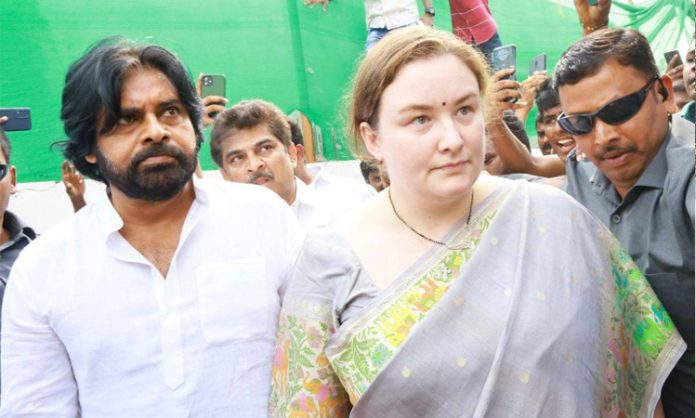 Anna Lezhneva Visits Tirumala