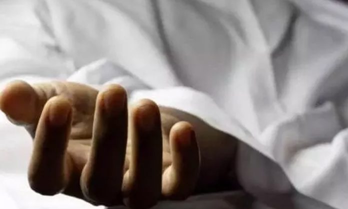 Husband Beats Pregnant Wife With Cement Brick