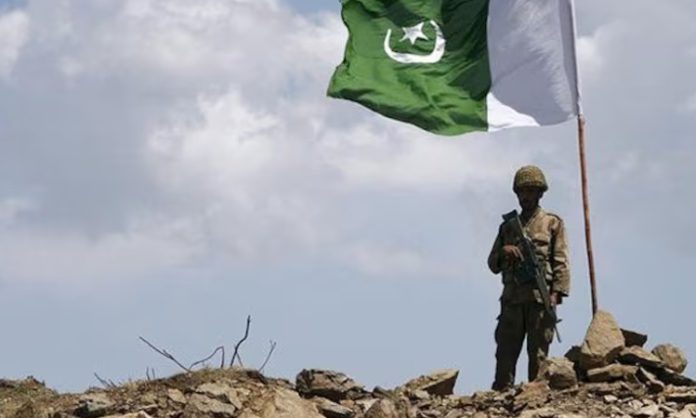 Attack on Pak Army 10 dead