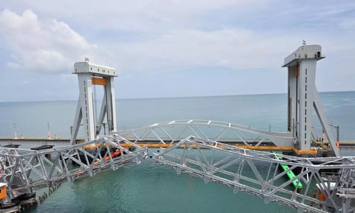 PM Modi Inaugurates Vertical Railway Bridge