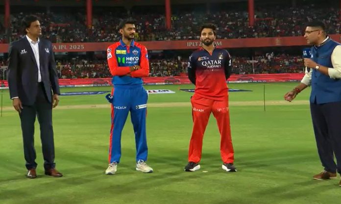 Delhi Capitals Choose To Bowl Against RCB