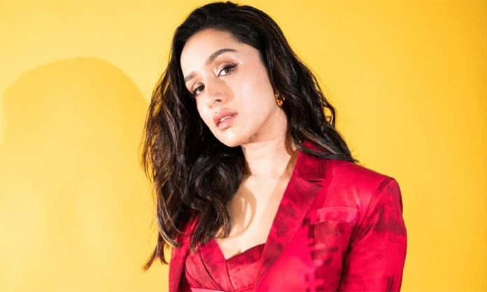 Shraddha Kapoor Fans Angry Over Produce Dinesh Vijay